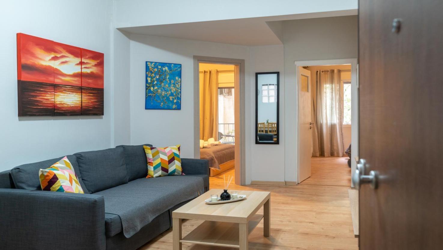 Entire Apt, 2 Bdrm, City Center Ateny Zewnętrze zdjęcie